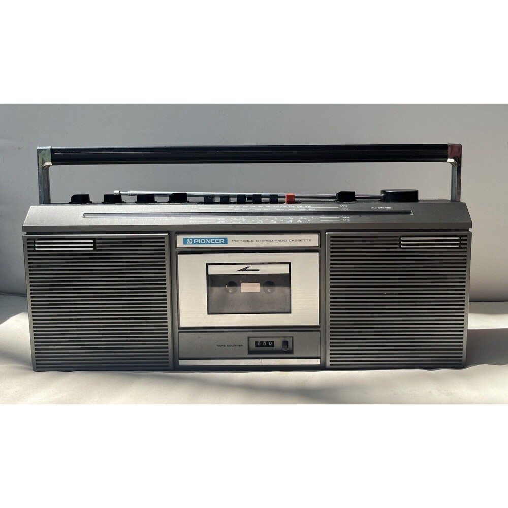 Pioneer SK-111F Portable Stereo Radio Cassette Boombox RARE WORKS Near MINT